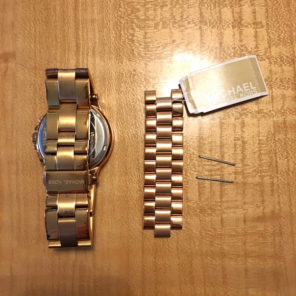 Michael Kors Rose Gold Swarovski Crystals Watch - Picture 3 of 6